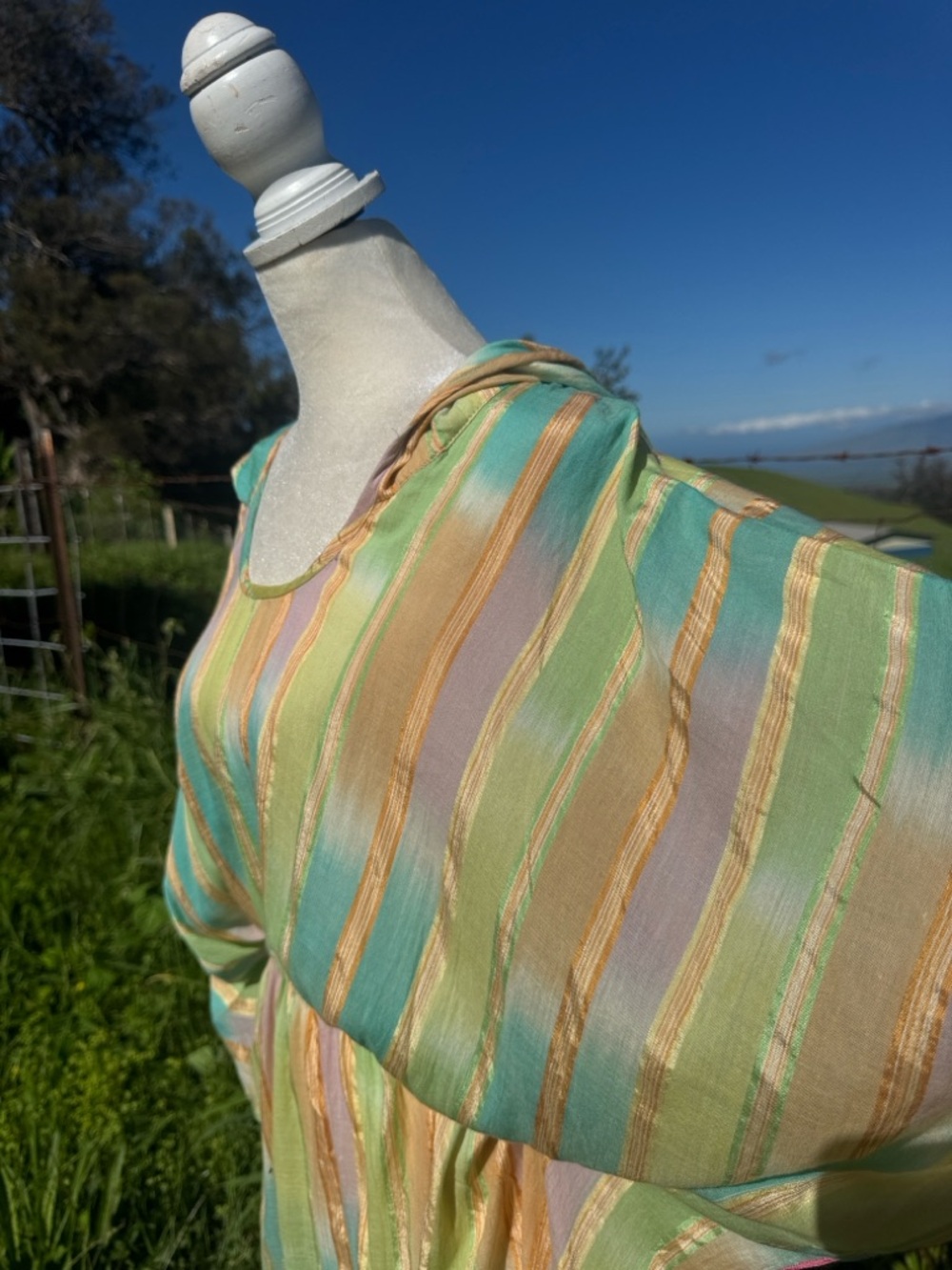 Anthropologie Lilka Pastel Yarn Dyed Tunic Hooded Poncho Beach Cover up M/L - Picture 5 of 9